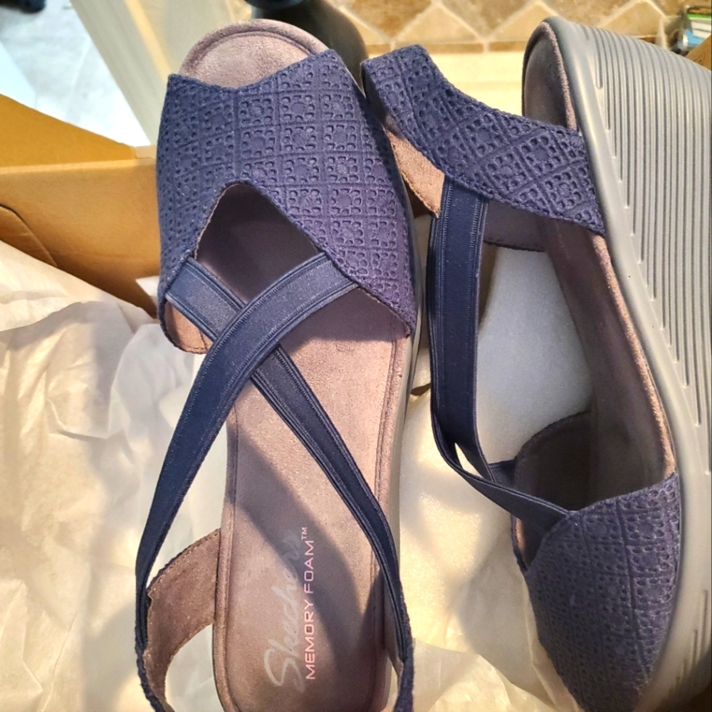 Skechers Jellyroll Navy Slingback Premium  Wedge Heels Size 9